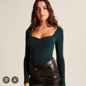 Abercrombie & Fitch Ribbed Sweetheart Long-Sleeve Top in Deep Teal